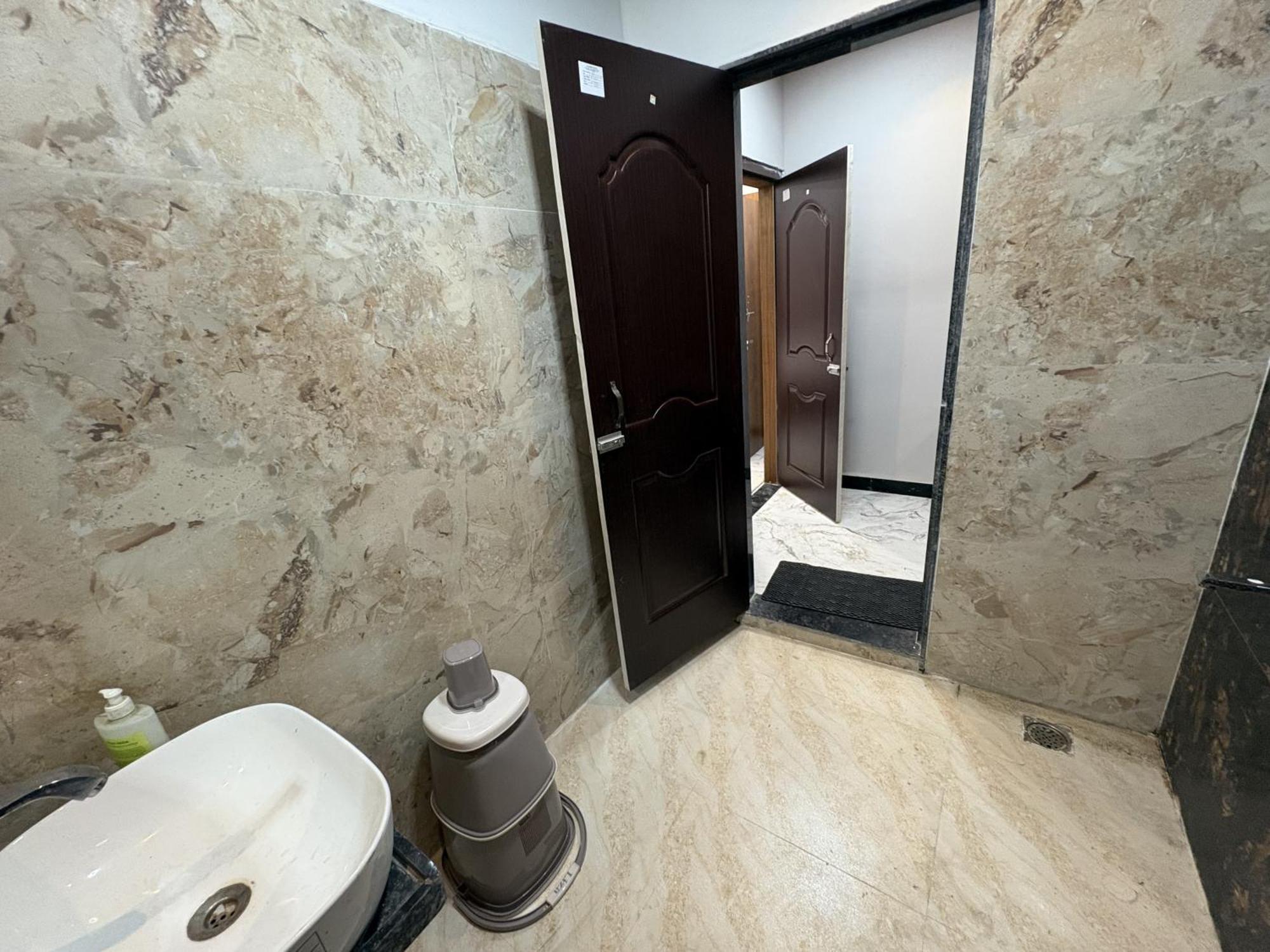 Shree Trilokeshwar Guest House اوجاين المظهر الخارجي الصورة